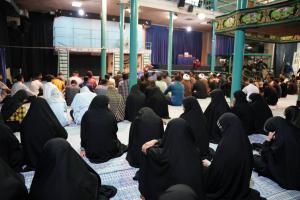 خضریان  در حسینیه جماران در جمع فعالان دانشجویی