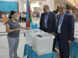 عکس| نظارت بر انتخابات زودهنگام مجلس ملی جمهوری آذربایجان