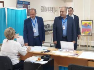 عکس| نظارت بر انتخابات زودهنگام مجلس ملی جمهوری آذربایجان