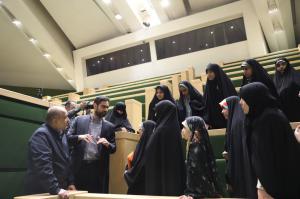 گزارش تصویری| دیدار با دانش‌آموزان دبیرستان دخترانه دولتی رضویه مشهد