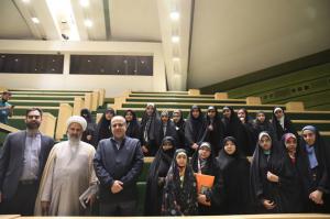 گزارش تصویری| دیدار با دانش‌آموزان دبیرستان دخترانه دولتی رضویه مشهد