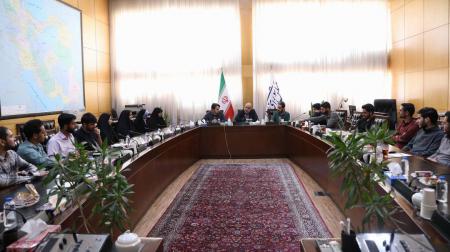 دروس امروز دانشگاه ها پاسخگوی نیازهای جامعه نیست/ دانشجویان باید برای حکمرانی آینده از حالا برنامه ریزی کنند