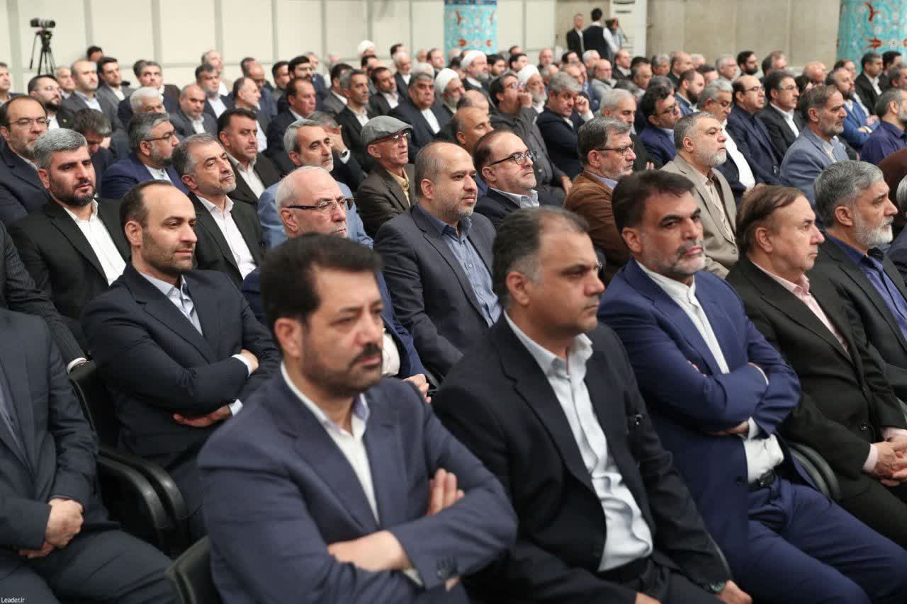 گزارش تصویری| دیدار نمایندگان مجلس شورای اسلامی با رهبر معظم انقلاب اسلامی