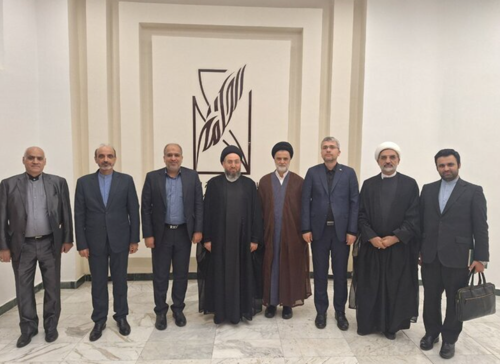 دیدار هیات پارلمانی ایران با رهبر جریان حکمت ملی عراق/ سیدعمار حکیم: اقتدار و تدبیر رهبر معظم انقلاب در جنگ ۱۲ روزه چشمگیر بود