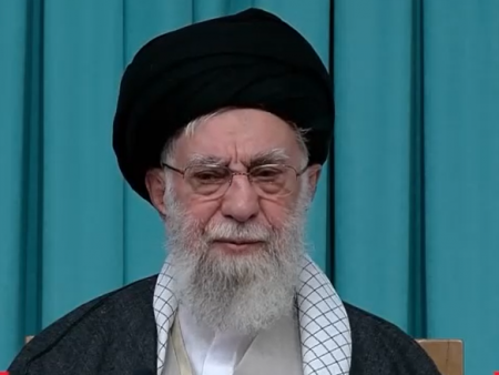 وارد مذاکره تسلیم نخواهیم شد