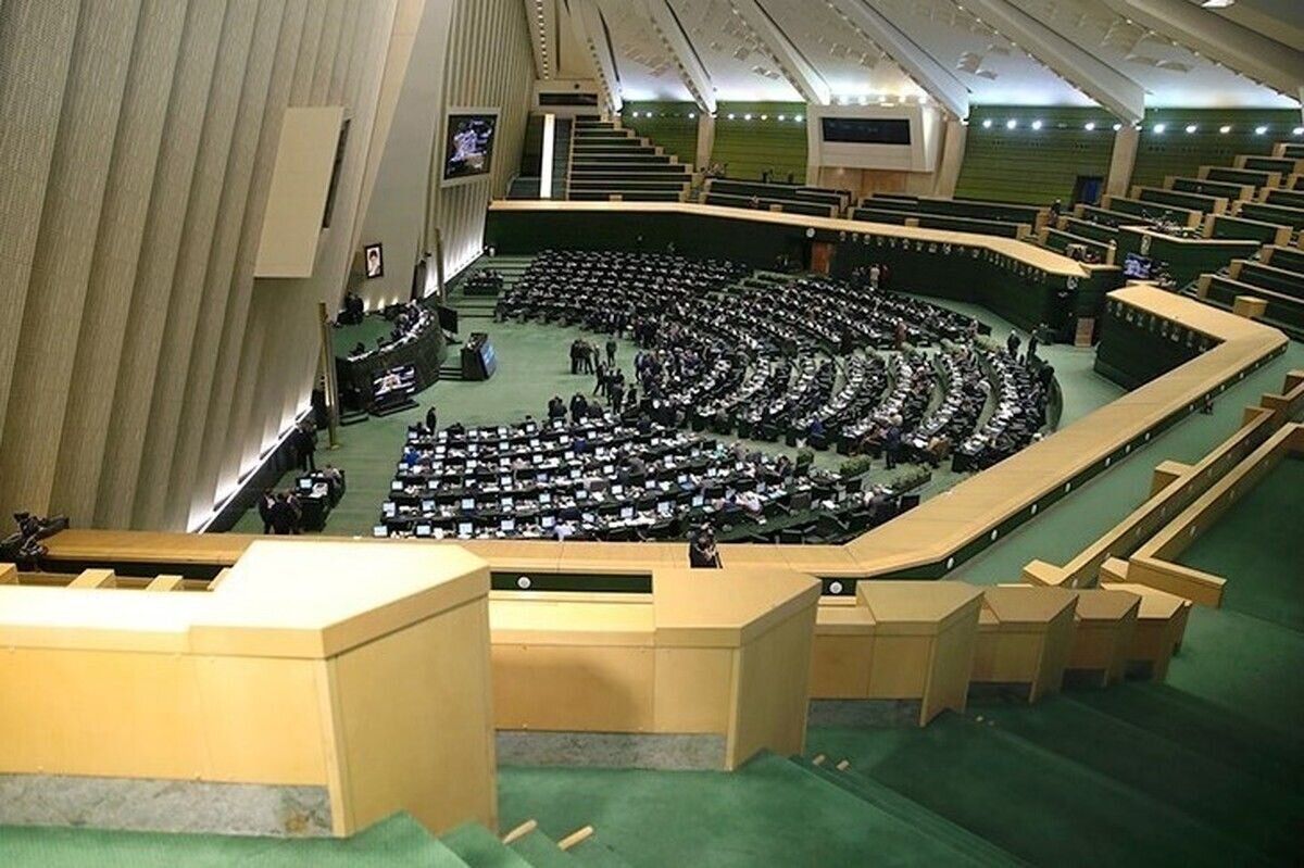 بیانیه نظارتی مجلس در مورد عملکرد دولت در اجرای قانون برنامه/ مجلس در صورت عدم عمل به تکالیف برنامه از ابزارهای نظارتی استفاده می کند