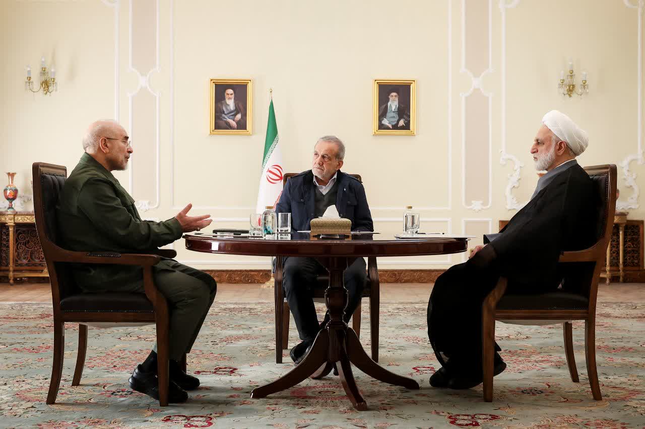 نامه هشدار آمیز ۱۶۵ نماینده مجلس به سران قوا/ریشه تورم ارز است