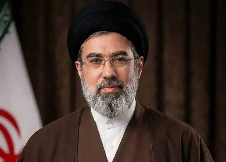 چهار ضلعی پیام رهبری در موقعیت جنگ ترکیبی