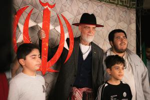 گزارش تصویری| سخنرانی خضریان در تجمع مردمی میدان تجریش تهران