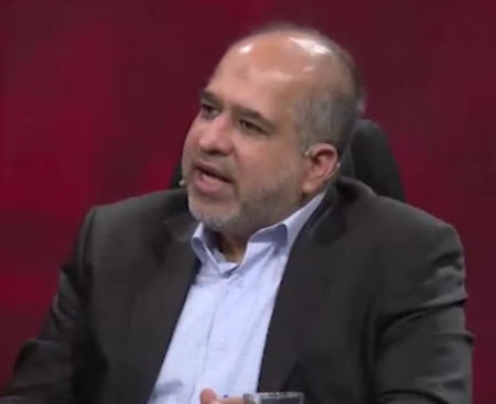 دشمن از همان روز اول جنگ به دنبال آتش‌بس و امضای تفاهم‌نامه بود