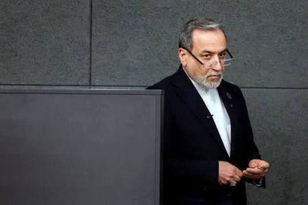 دیپلمات بی‌خبر