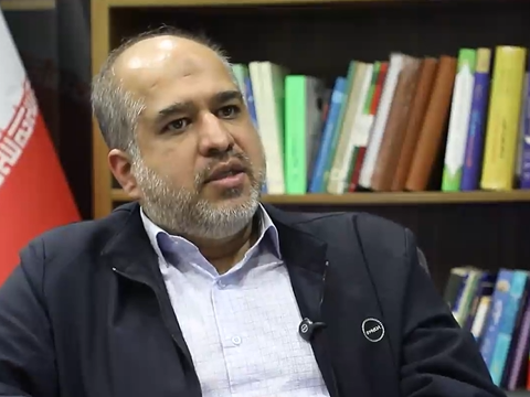 سرمایه کارگران و بازنشستگان مانند یخی در حال آب شدن است