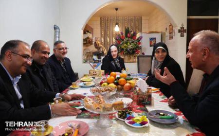 گزارش تصویری حضور در منزل خانواده اولین شهید مسیحی دفاع مقدس